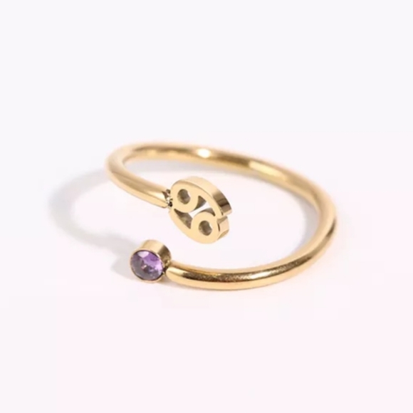 Gold Cancer Birthstone Ring - Picture 1 of 3